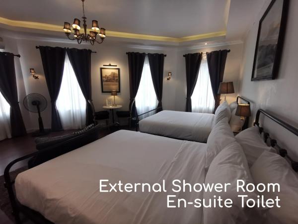 Double Bed Hotel : photo 4 de la chambre chambre lits jumeaux avec salle de bains privative séparée