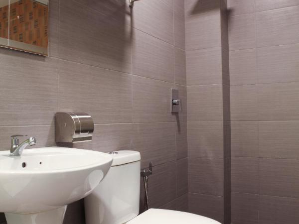 Hotel Mezzo : photo 6 de la chambre chambre standard lit queen-size