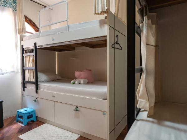 Hostel B2B SP : photo 4 de la chambre lit dans dortoir pour femmes de 4 lits