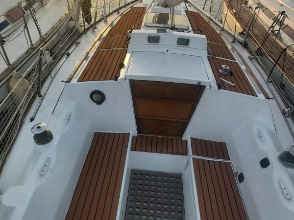 Velero en Puerto de Valencia - E&M Boats : photo 1 de la chambre mobile home