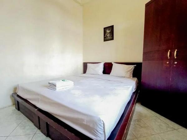 Graha Ara Homestay Syariah RSUD Dr Soetomo Surabaya Mitra RedDoorz : photo 3 de la chambre chambre double Économique