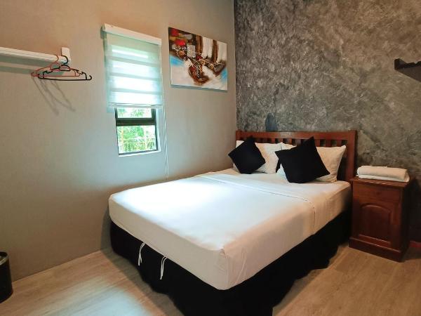 Tc theme park Guest house : photo 3 de la chambre chambre double familiale