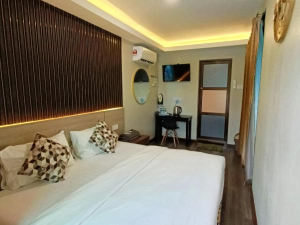 Tc theme park Guest house : photo 3 de la chambre chambre lit king-size - vue sur montagne