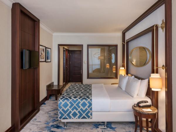Elite World Istanbul Taksim : photo 1 de la chambre chambre lit queen-size classique