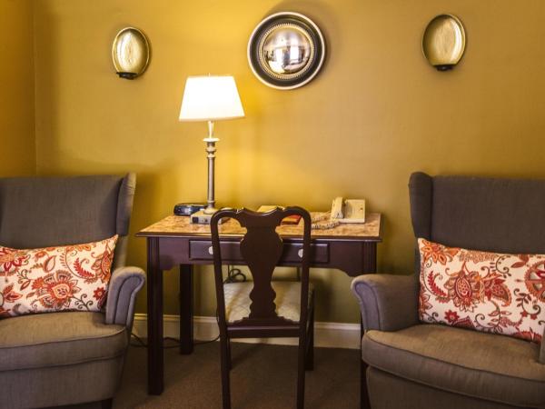 The University Inn at Emory : photo 7 de la chambre chambre double de luxe avec baignoire privative