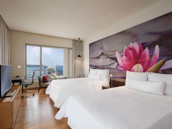 The Westin Hyderabad Mindspace : photo 3 de la chambre guest room, 2 twin/single beds