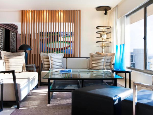 The Westin Hyderabad Mindspace : photo 7 de la chambre presidential suite, 2 bedrooms, lounge access, two way airport transfer