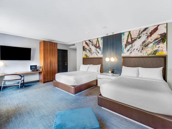 Renaissance Saint Elm Dallas Downtown Hotel : photo 2 de la chambre chambre avec 2 grands lits queen-size 