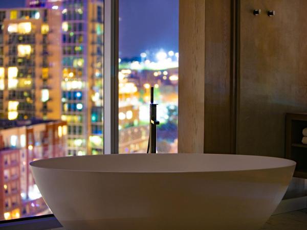 W Nashville : photo 8 de la chambre e-wow one-bedroom presidential king suite 