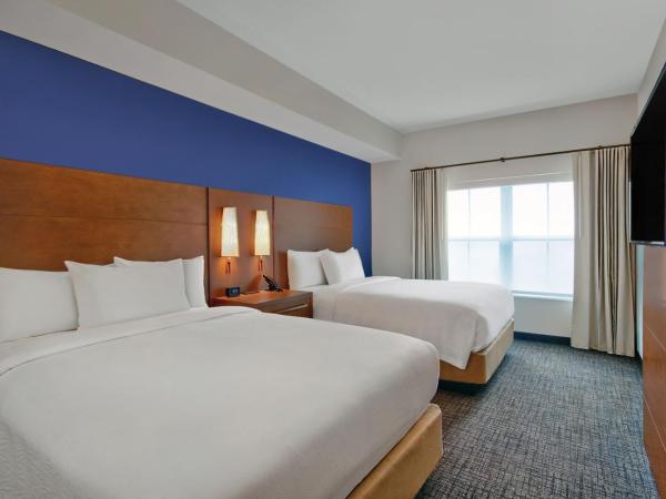 Residence Inn by Marriott Orlando at FLAMINGO CROSSINGS Town Center : photo 1 de la chambre suite lit queen-size 1 chambre