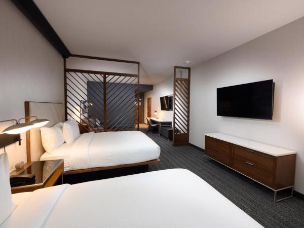 Courtyard by Marriott Charlotte Waverly : photo 2 de la chambre queen guest room with 2 queen beds and sofa bed