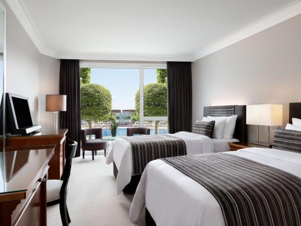 Hotel President Wilson, a Luxury Collection Hotel, Geneva : photo 3 de la chambre chambre lit king-size ou lits jumeaux premium avec vue partielle sur lac
