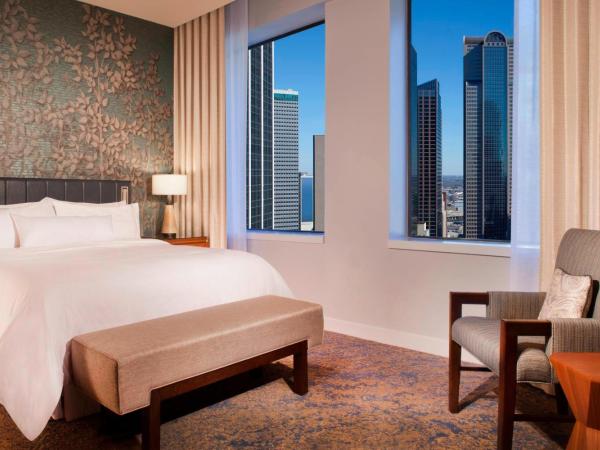 The Westin Dallas Downtown : photo 4 de la chambre suite d’angle lit king-size