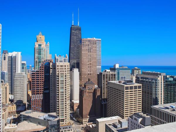 Chicago Marriott Downtown Magnificent Mile : photo 2 de la chambre  chambre lit king-size