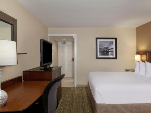 Marriott Memphis East : photo 1 de la chambre  chambre lit king-size