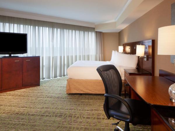 Marriott Memphis East : photo 1 de la chambre larger guestroom, 1 king corner room