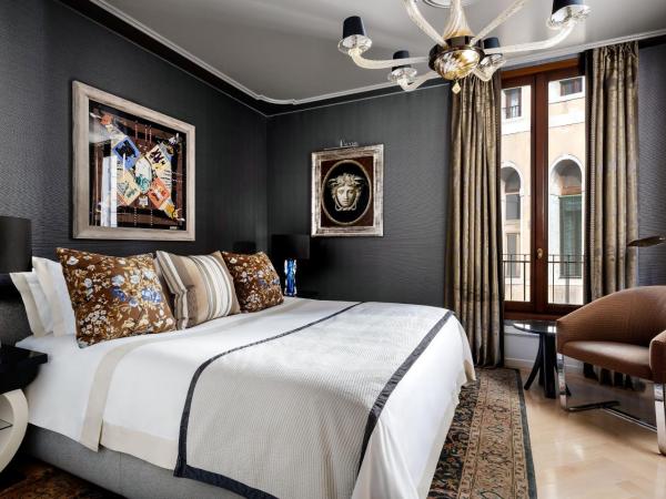 The Gritti Palace, a Luxury Collection Hotel, Venice : photo 9 de la chambre suite patron 1 chambre lit king-size plus spacieuse - vue sur grand canal