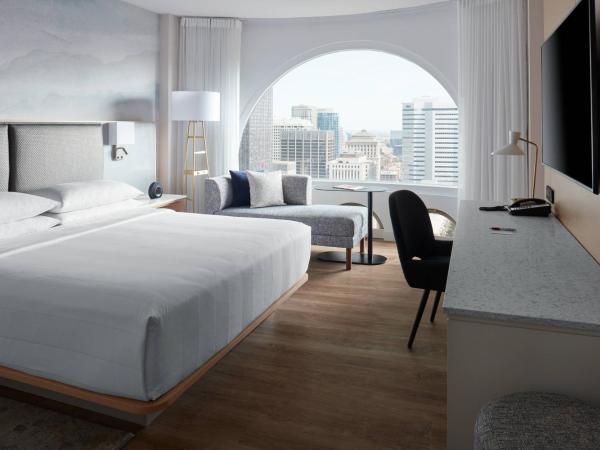 Montreal Marriott Chateau Champlain : photo 3 de la chambre chambre lit king-size - concierge