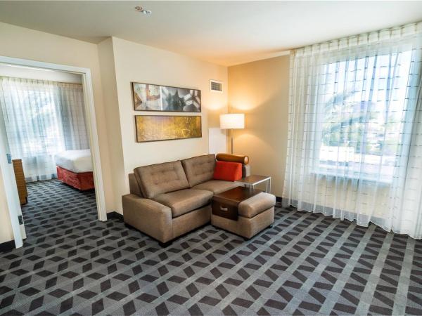 TownePlace Suites By Marriott Las Vegas Stadium District : photo 3 de la chambre suite lit queen-size deluxe