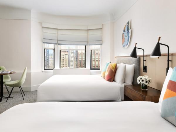 The James New York - NoMad : photo 1 de la chambre chambre deluxe avec 2 lits queen-size