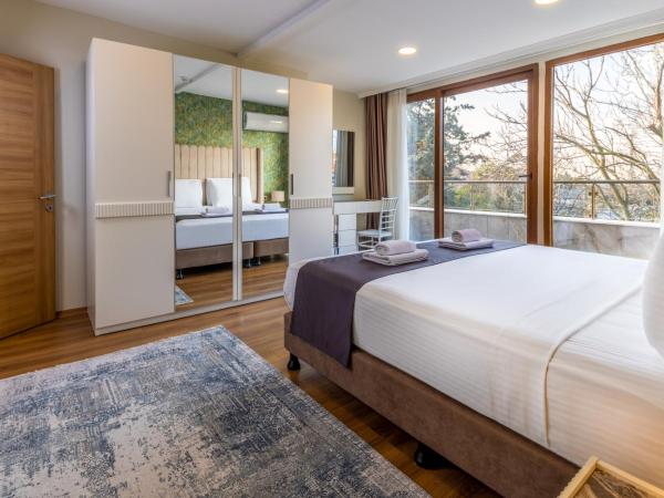 BayMari Suites Plus Florya : photo 1 de la chambre appartement 3 chambres de luxe avec terrasse - vue sur piscine