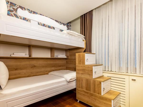 BayMari Suites Plus Florya : photo 10 de la chambre appartement 3 chambres deluxe - accès à la piscine