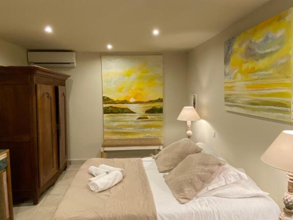 Maranatha Résidence avec plage privée, piscine chauffée : photo 10 de la chambre villa 2 chambres - hibiscus