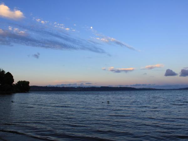 Lakeview Small Studio : photo 5 de la chambre grande villa