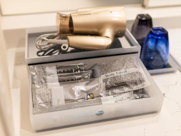 Premier Hotel CABIN PRESIDENT Osaka : photo 8 de la chambre premier Étage - chambre lit queen-size - non-fumeurs