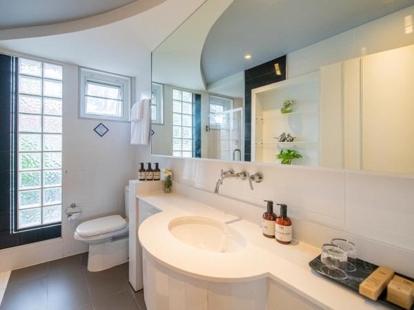 NH Boat Lagoon Phuket Resort : photo 7 de la chambre suite premier lagune