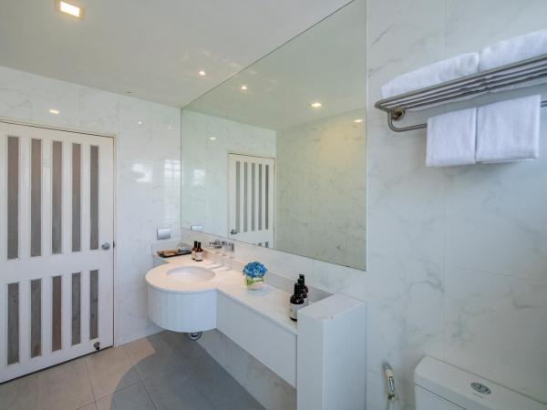 NH Boat Lagoon Phuket Resort : photo 6 de la chambre  chambre deluxe premier