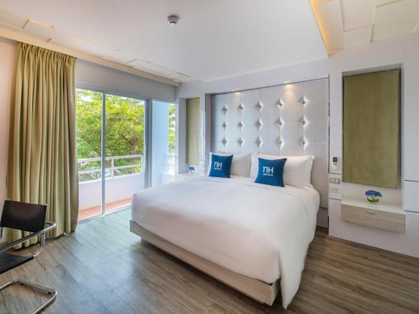 NH Boat Lagoon Phuket Resort : photo 1 de la chambre  chambre deluxe premier
