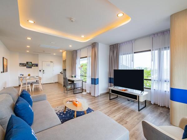NH Boat Lagoon Phuket Resort : photo 5 de la chambre suite lagon
