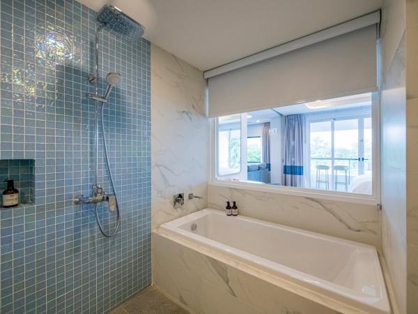 NH Boat Lagoon Phuket Resort : photo 9 de la chambre suite lagon