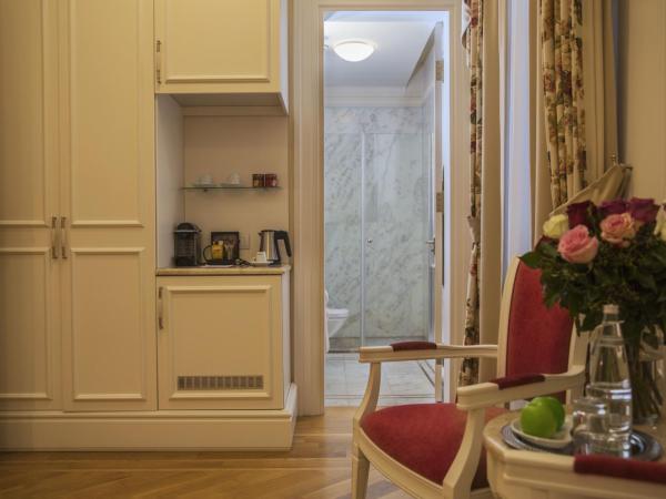Corinne Art & Boutique Hotel : photo 7 de la chambre chambre deluxe avec balcon