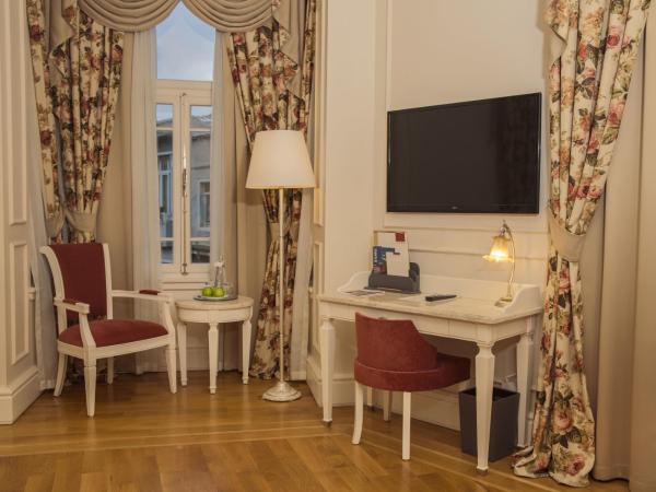 Corinne Art & Boutique Hotel : photo 4 de la chambre chambre d'angle