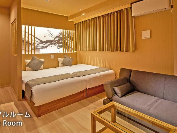 Stay SAKURA Tokyo Shinjuku Hyakukura : photo 1 de la chambre chambre triple avec douche