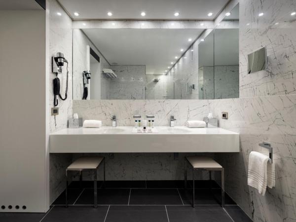 LHP Napoli Palace & SPA : photo 9 de la chambre suite deluxe avec spa privé