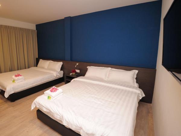 Hotel Mezzo : photo 4 de la chambre chambre familiale
