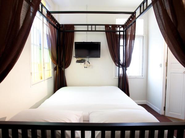 99 Oldtown Boutique Guesthouse SHA EXTRA PLUS : photo 6 de la chambre chambre standard lit queen-size