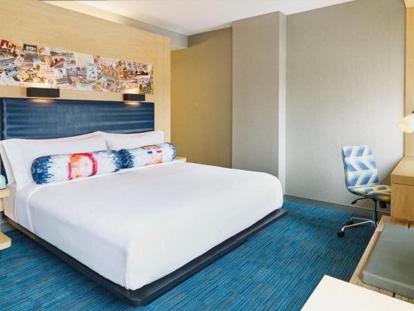Aloft Louisville Downtown : photo 1 de la chambre chambre standard avec 1 lit king-size