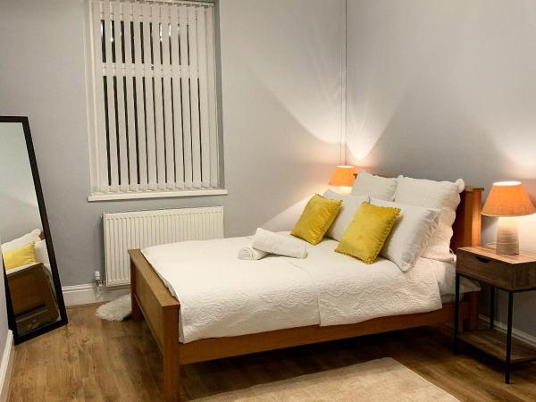 Cardiff Home : photo 8 de la chambre chambre double deluxe avec lit d'appoint