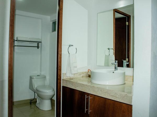 Hotel RRU Puebla : photo 9 de la chambre chambre lits jumeaux