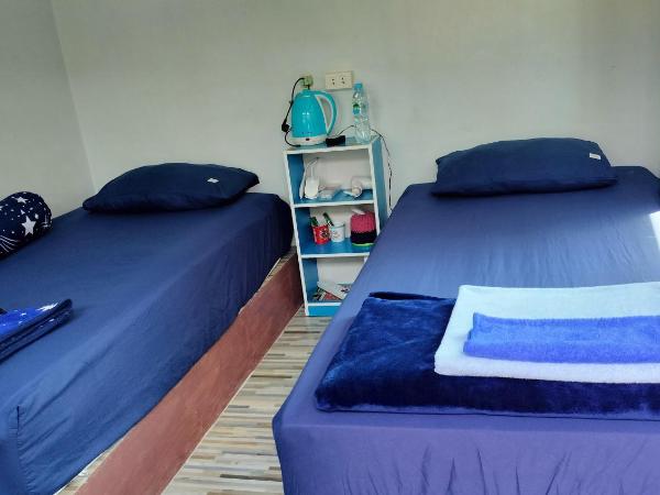 Canaan guesthouse : photo 2 de la chambre chambre lits jumeaux avec salle de bains