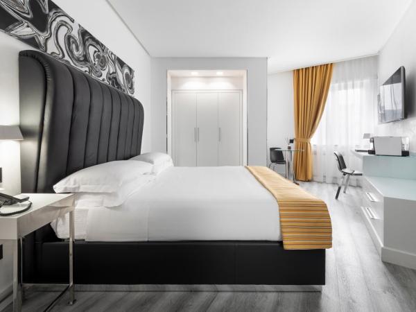 LHP Napoli Palace & SPA : photo 3 de la chambre chambre double standard