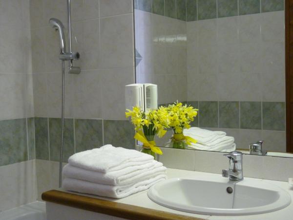 The Originals Boutique, Hôtel Clos Sainte Marie, Nevers : photo 5 de la chambre chambre double supérieure