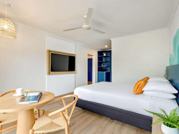 Mercure Cairns : photo 2 de la chambre family room with one queen and two twin beds