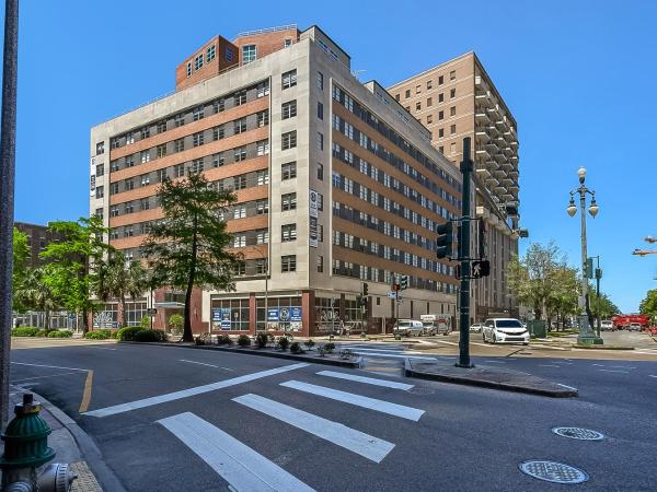 Spacious 4BR Luxury Condo Steps to French Quarter : photo 4 de la chambre appartement