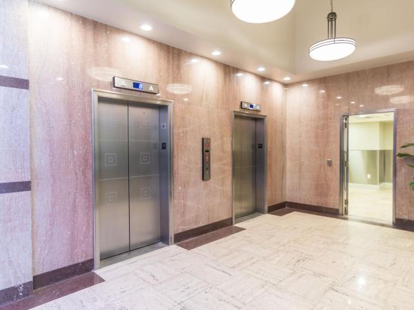 Spacious 4BR Luxury Condo Steps to French Quarter : photo 5 de la chambre appartement