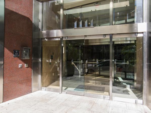 Spacious 4BR Luxury Condo Steps to French Quarter : photo 9 de la chambre appartement